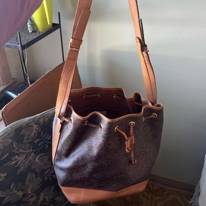 DLS International shoulder bag faux leather, brown open top adj draw string